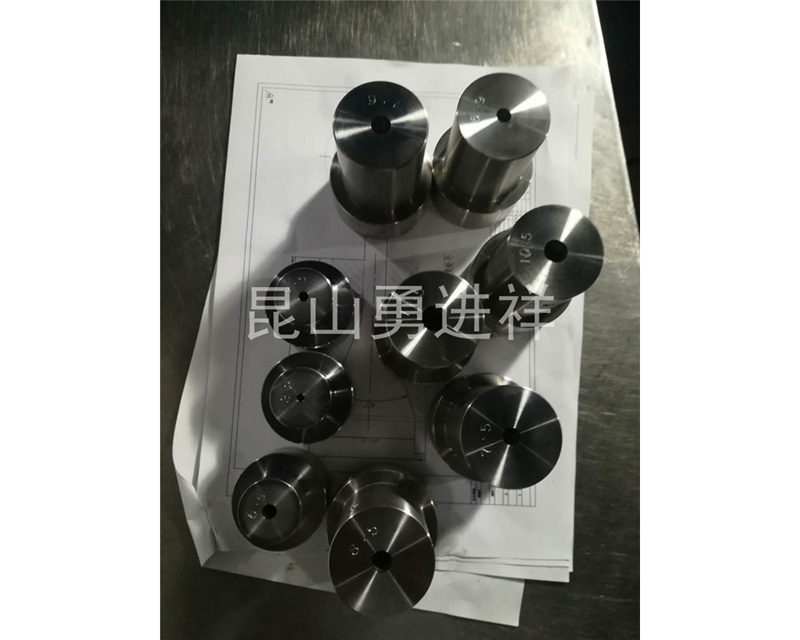 25機(jī)口模