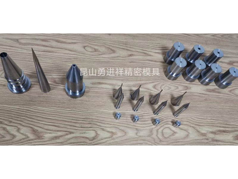 擠出模具3.jpg