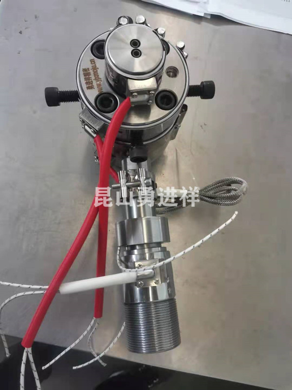 雙排管精密擠出模具2.jpg