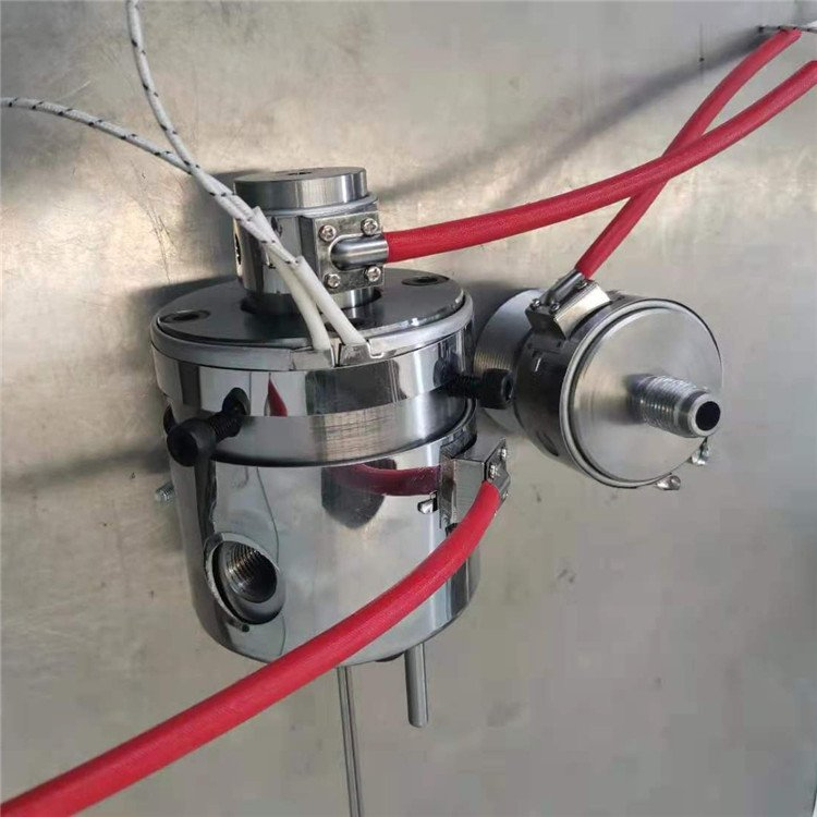 什么是塑料擠出模具以及它的原理和特點
